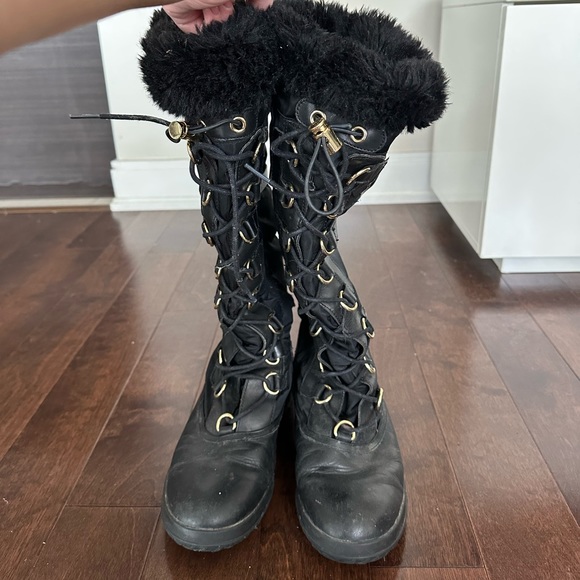 MICHAEL KORS BOOTS - Picture 1 of 7